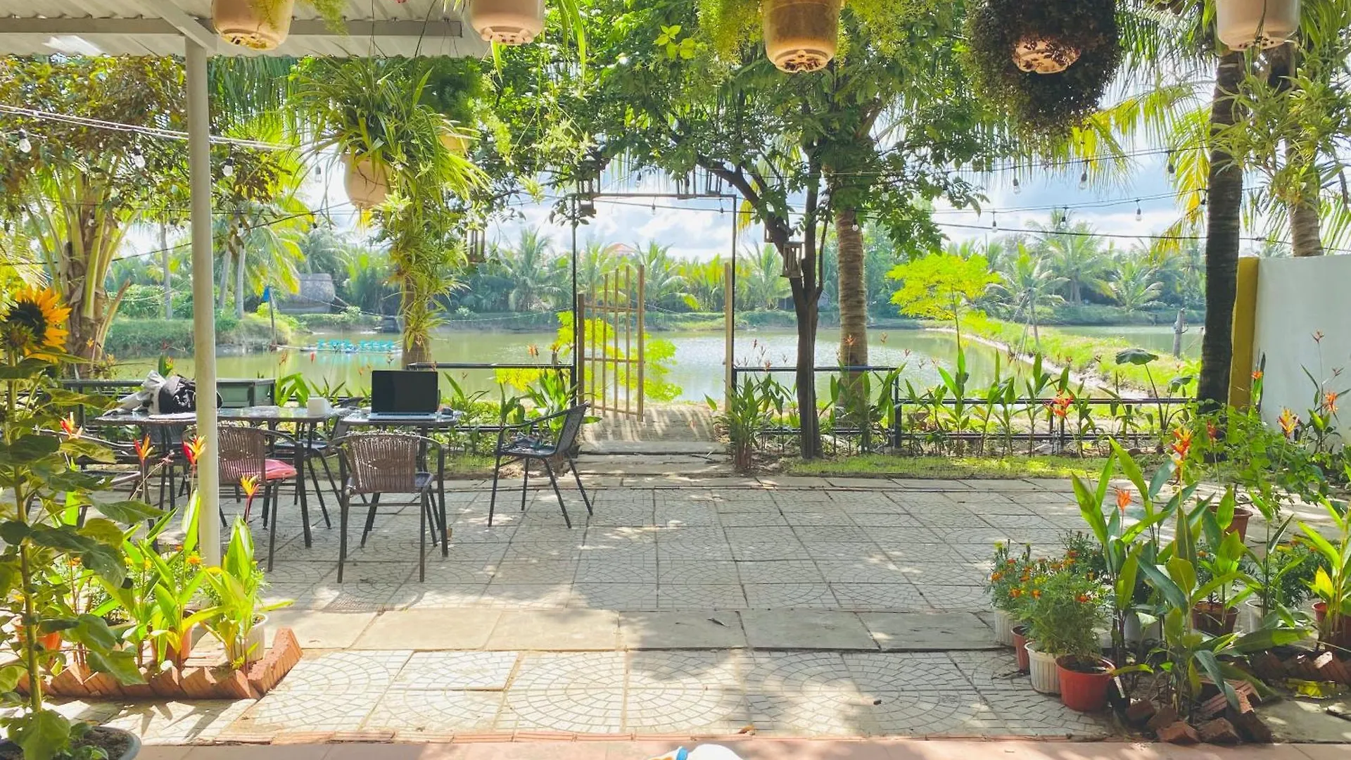 Laoxao Lakeview Homestay Hoi An