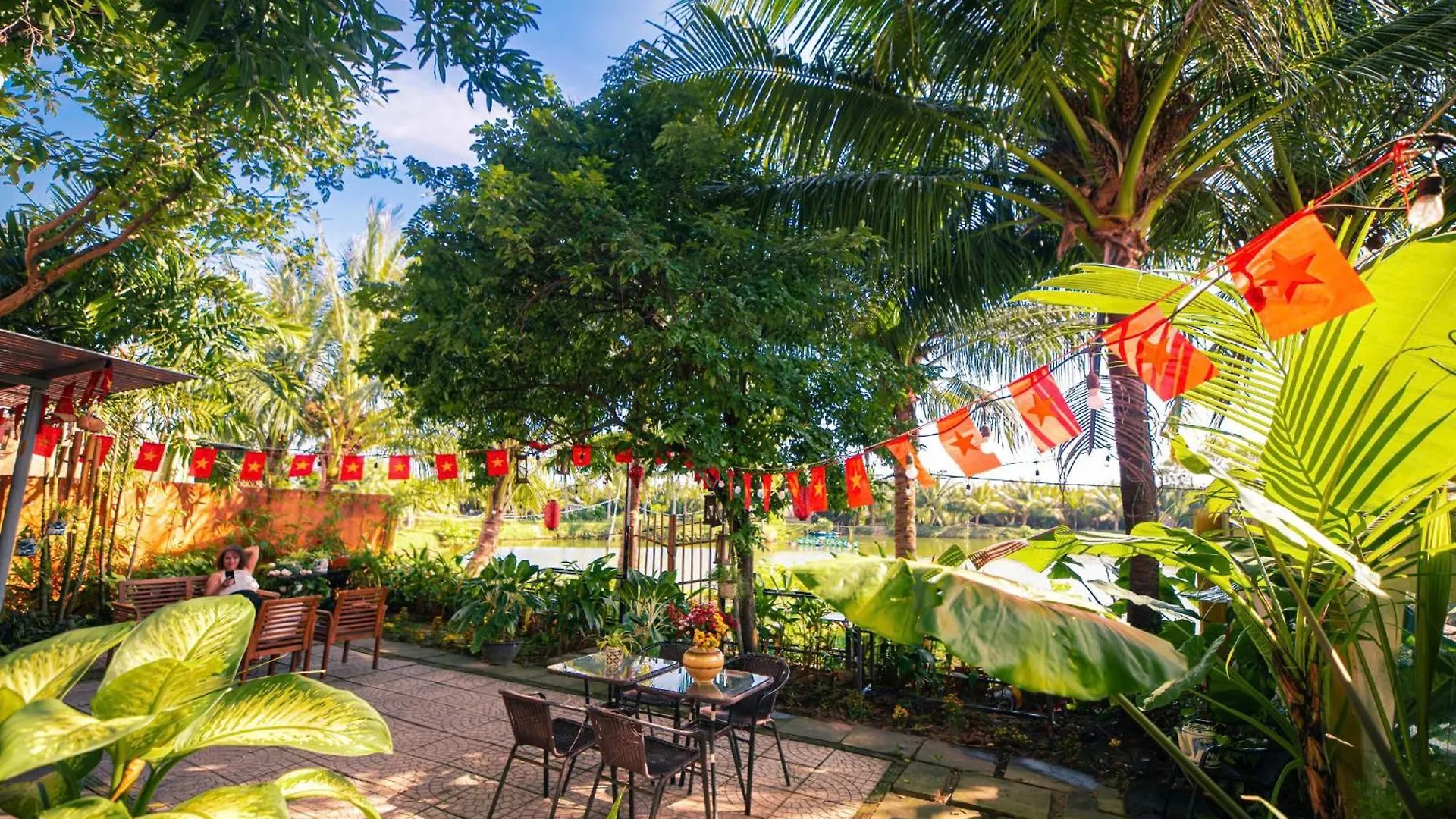 Laoxao Lakeview Homestay Hoi An